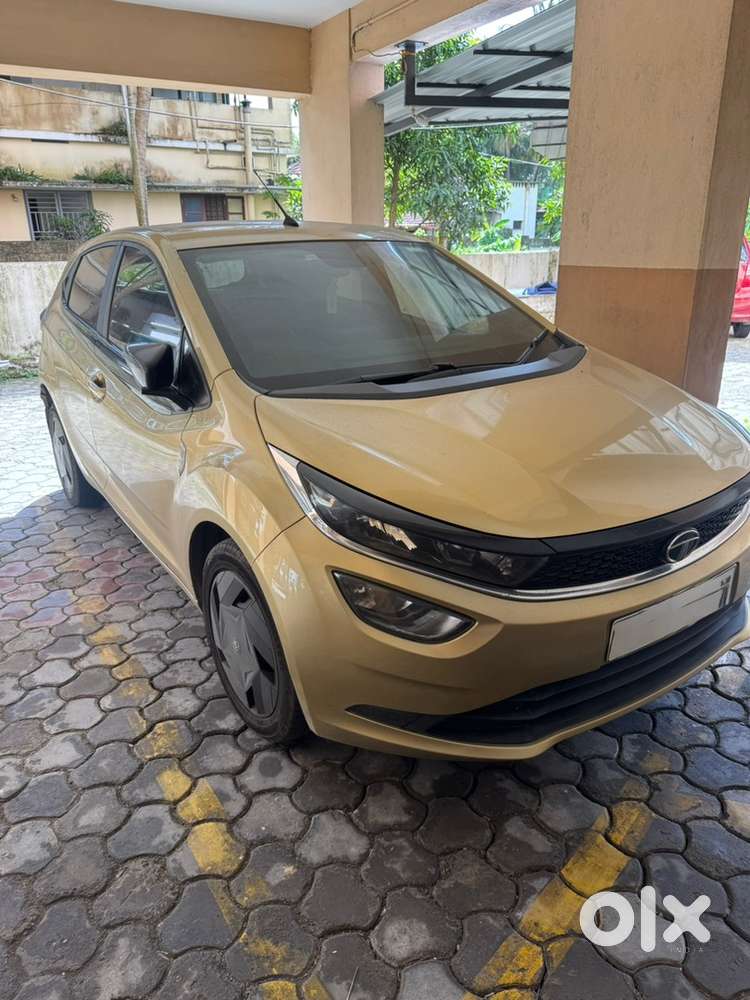 Tata Altroz Petrol 2021