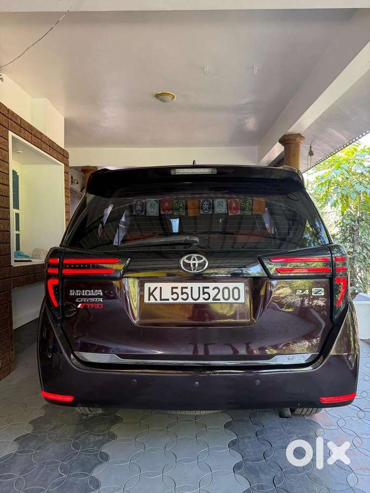 Toyota Innova Crysta 2016