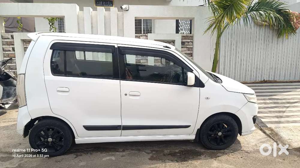 Wagonr Cng Stingray Top Model