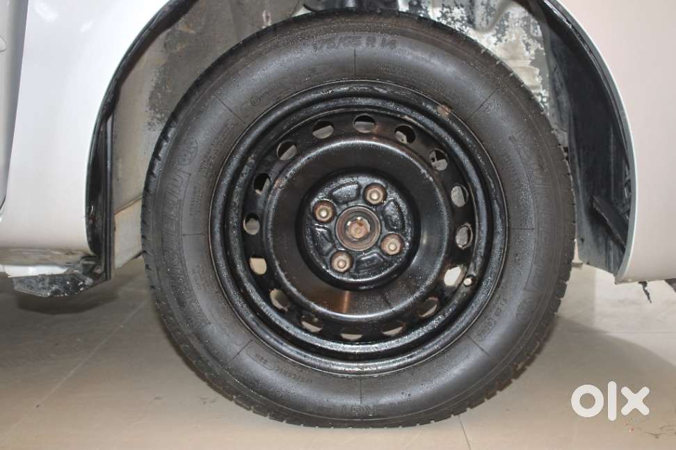 Toyota Etios 2010-2012 G, 2011, Petrol