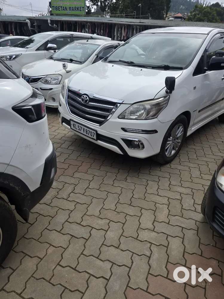 Toyota Innova Diesel 2014
