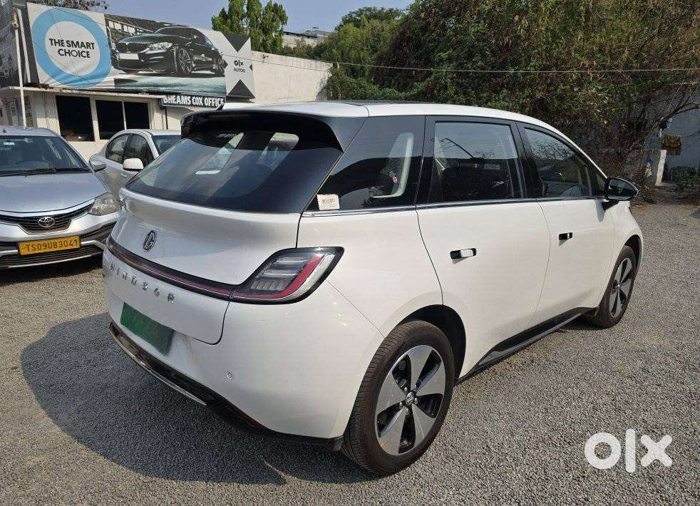 Mg Windsor Ev Essence, 2025, Electric