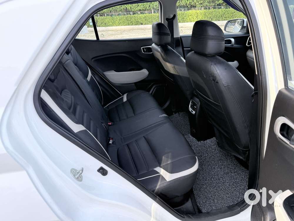 Hyundai Venue Sx Mt, 2023, Diesel