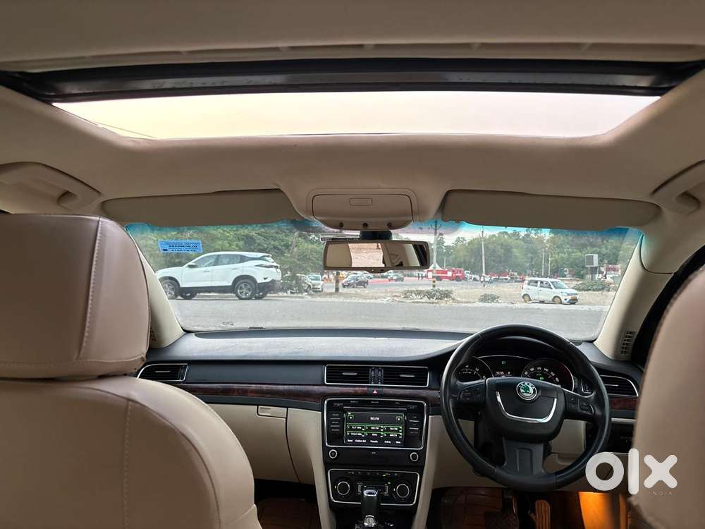 Skoda Superb, 2014, Petrol