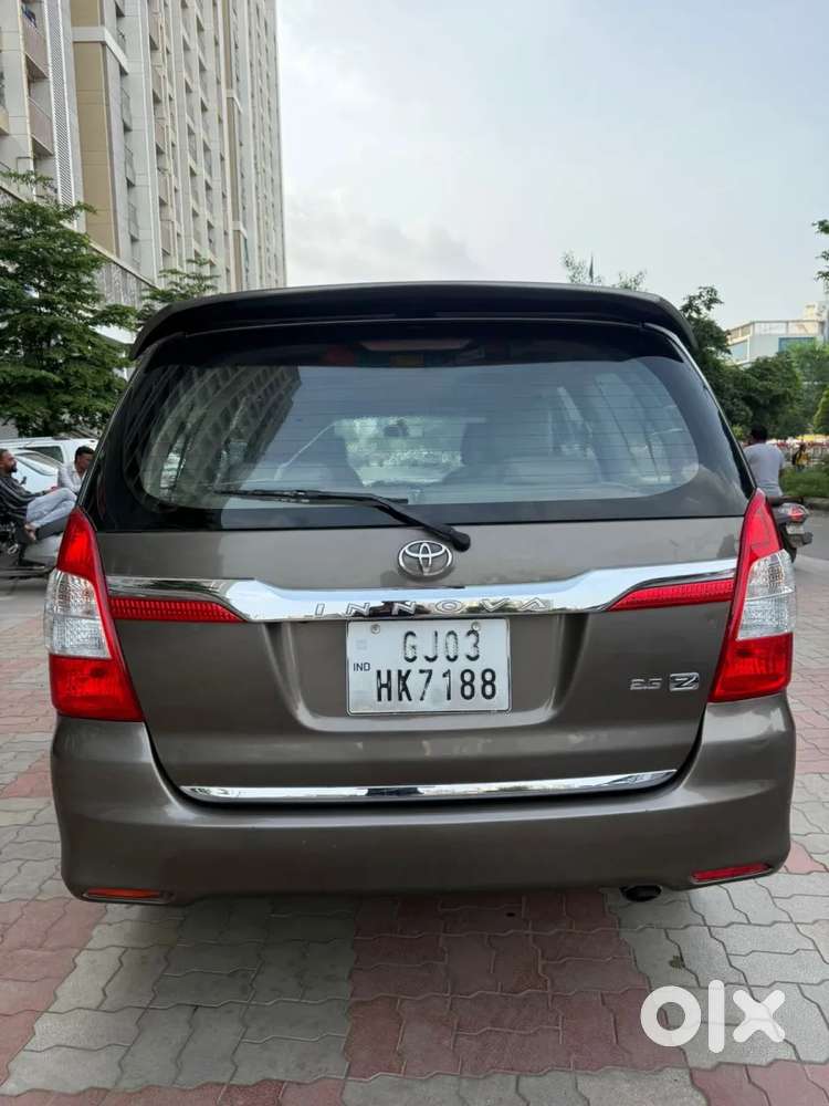 Toyota Innova 2.5 Zx 7 Str Bs-iv, 2015, Diesel