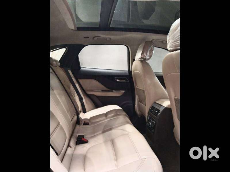 Jaguar F-pace Prestige 2.0 Petrol, 2019, Petrol
