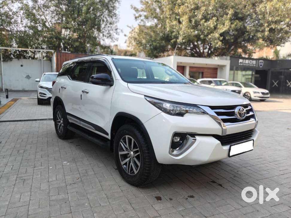 Toyota Fortuner 4x4 At 2.8 Diesel, 2020, Diesel