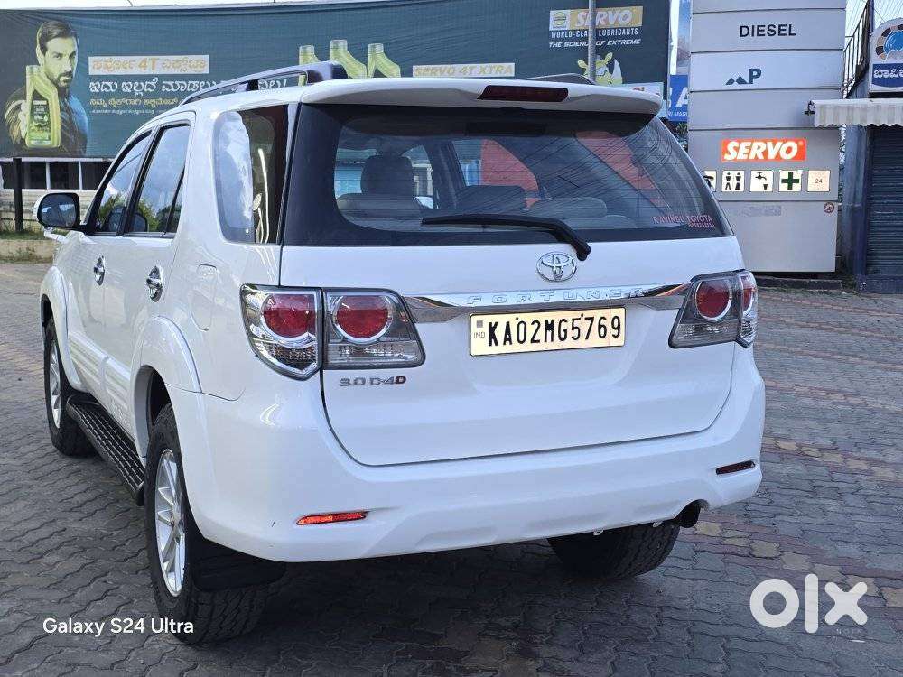 Toyota Fortuner 3.0 4x4 Manual, 2012, Diesel