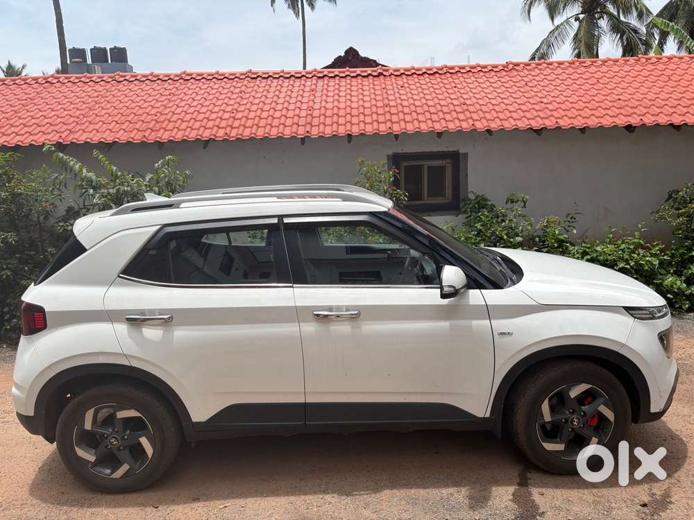 Hyundai Venue Turbo Gdi Sx+ Automatic