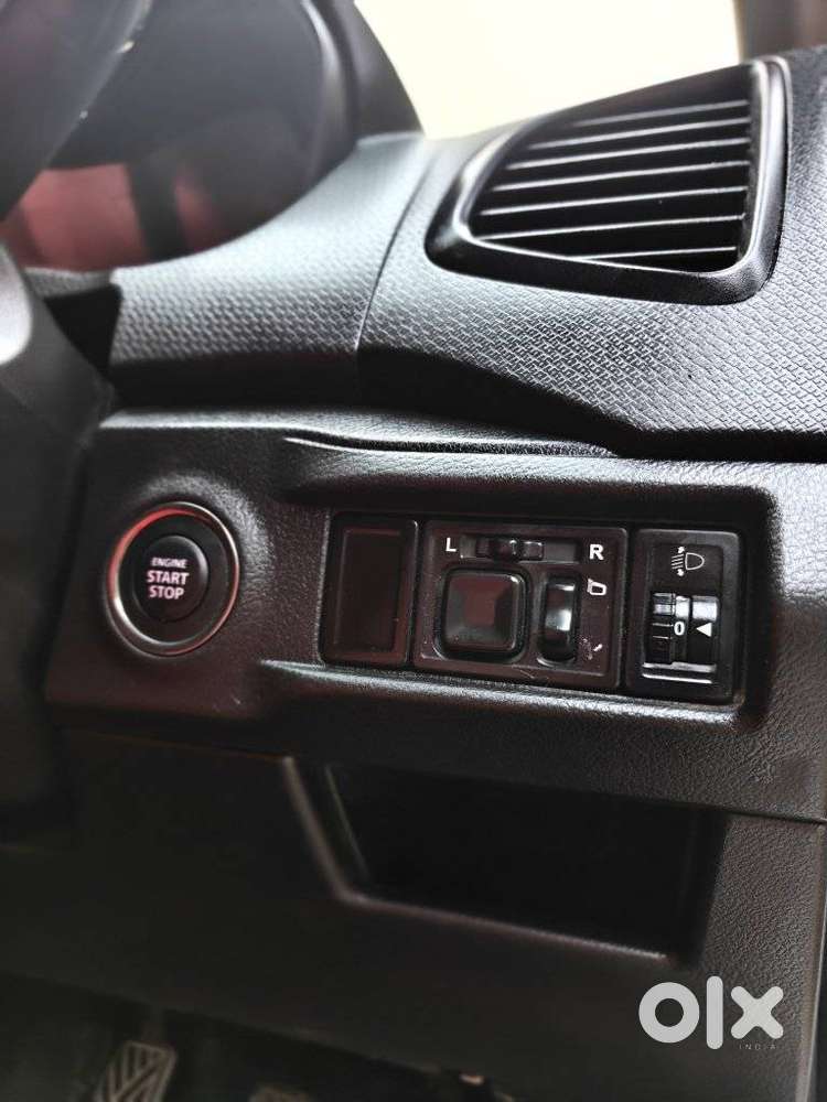 Maruti Suzuki Brezza 1.5 Vxi Smart Hybrid, 2020, Petrol