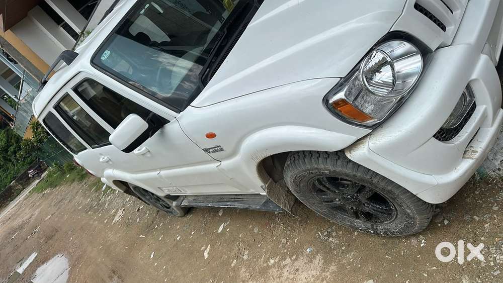 Mahindra Scorpio 2014