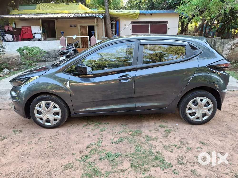 Tata Altroz 2021 Petrol Well Maintained