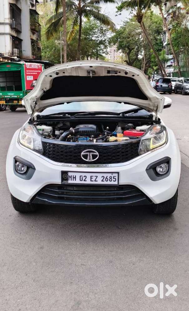 Tata Nexon 1.2 Revotron Xza Plus Dualtone, 2018, Cng & Hybrids