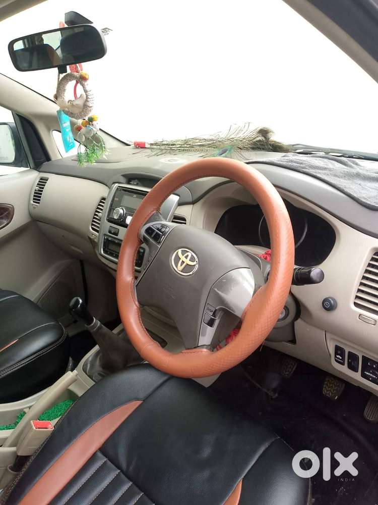 Toyota Innova 2013 Year