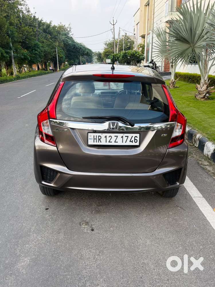 Honda Jazz V Automatic, 2015, Petrol