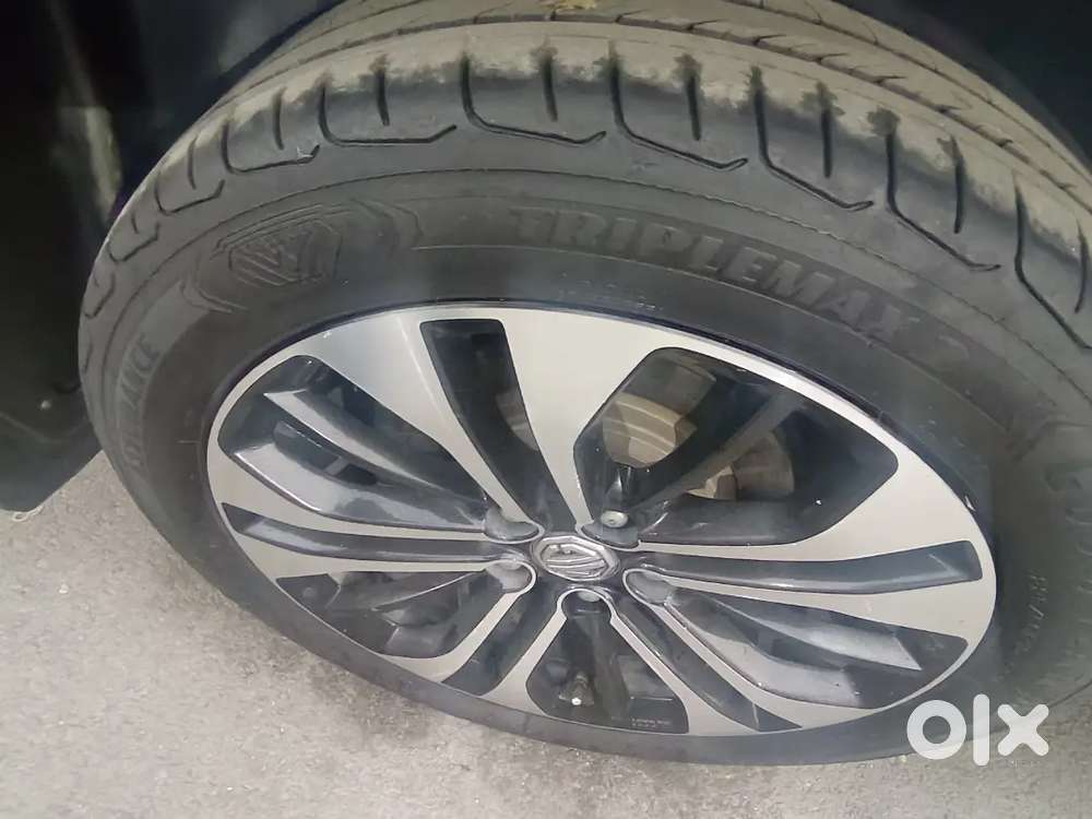 Mg Hector Plus 2021 Petrol Well Maintained