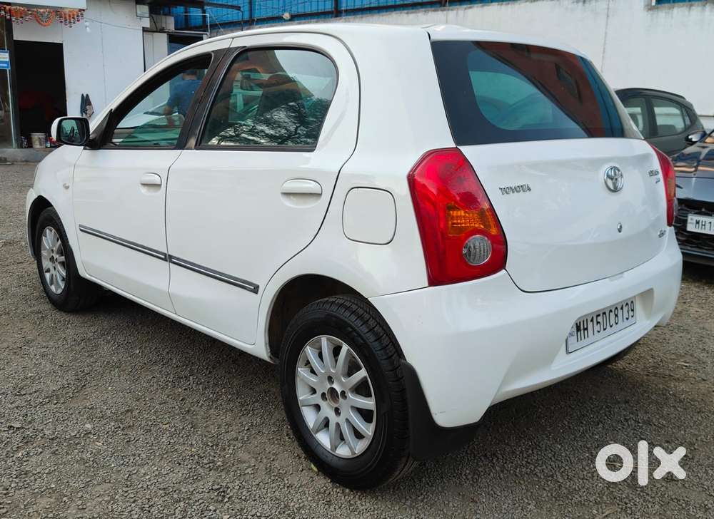 Toyota Etios Liva 2011-2012 G, 2012, Petrol