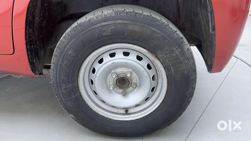 Mahindra Tuv 300 T4 Plus, 2018, Diesel