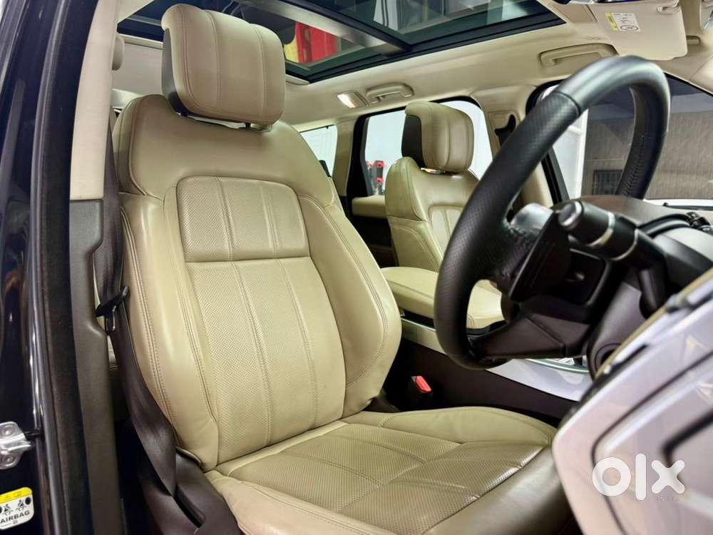 2021 Range Rover Sport P300 Hse