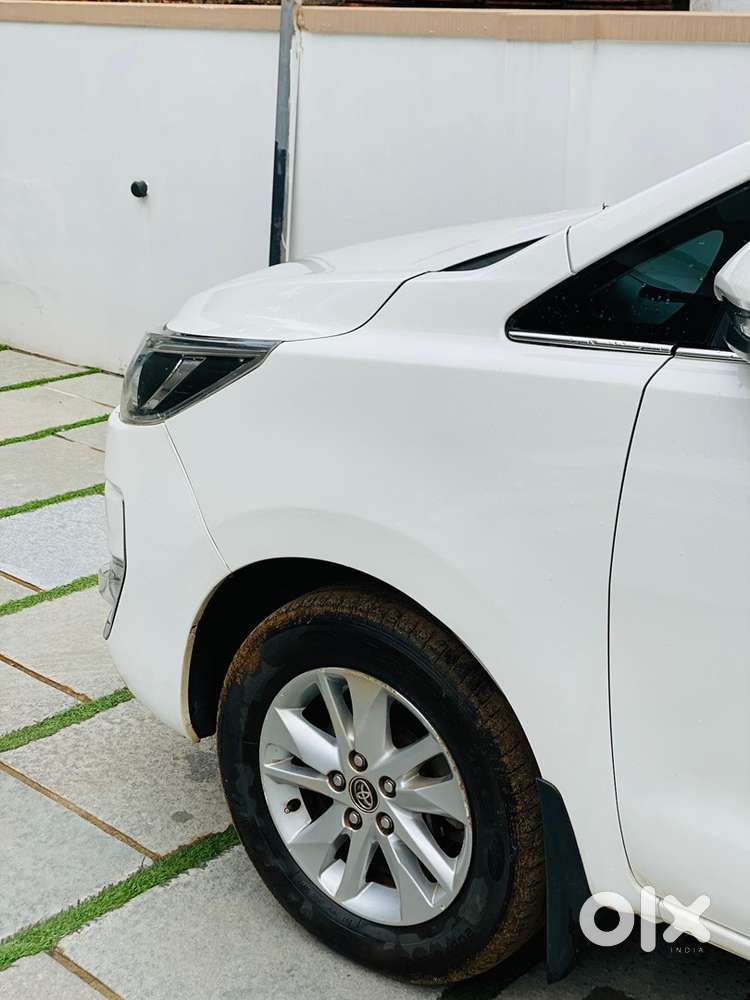 Toyota Innova Crysta Diesel 2017