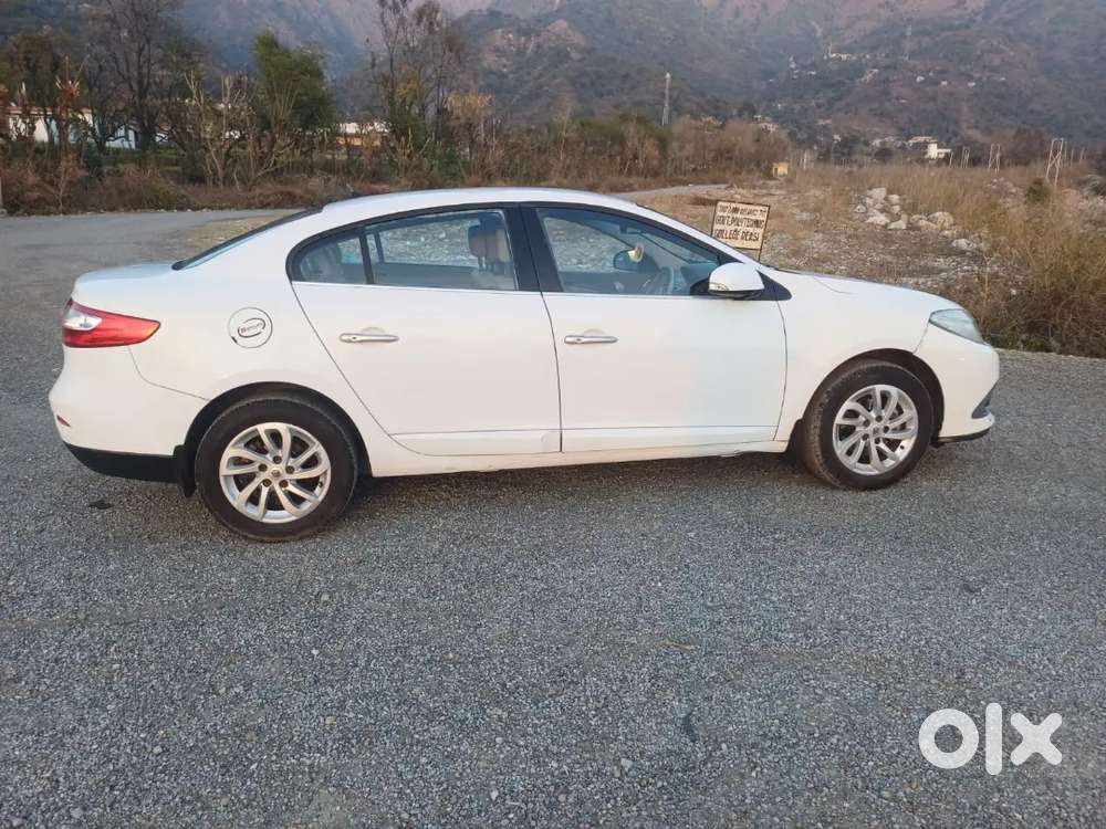 Renault Fluence 2015 Diesel 82000 Km Driven