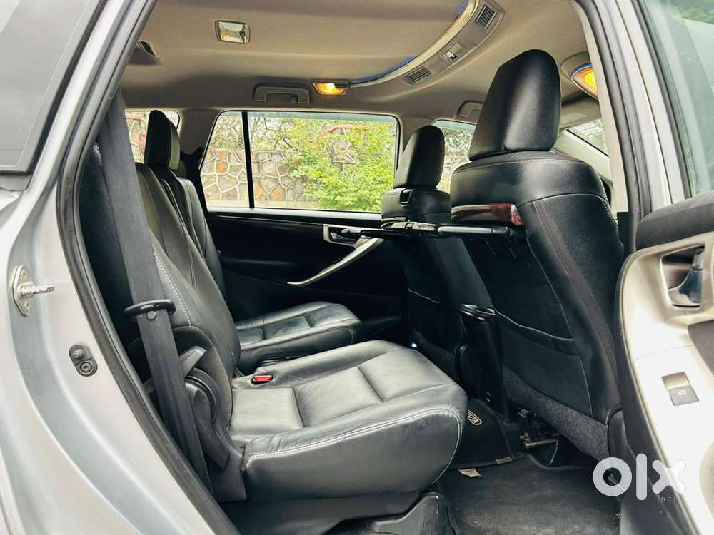 Toyota Innova Crysta 2.4 Zx Mt, 2017, Diesel