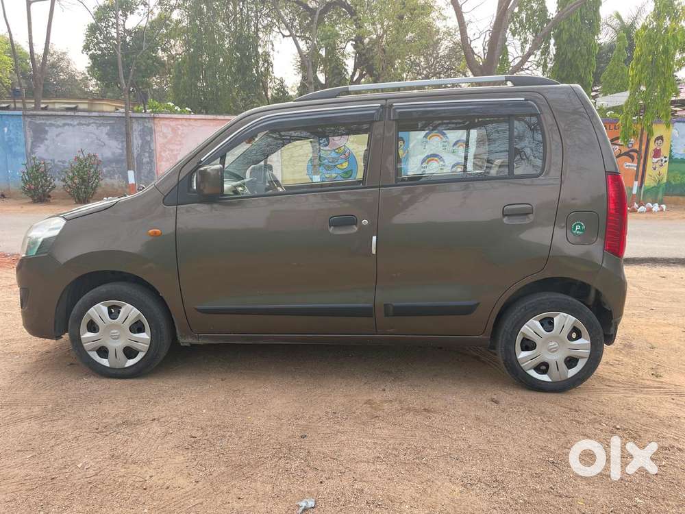 Maruti Suzuki Wagon R Vxi Amt1.2, 2017, Petrol
