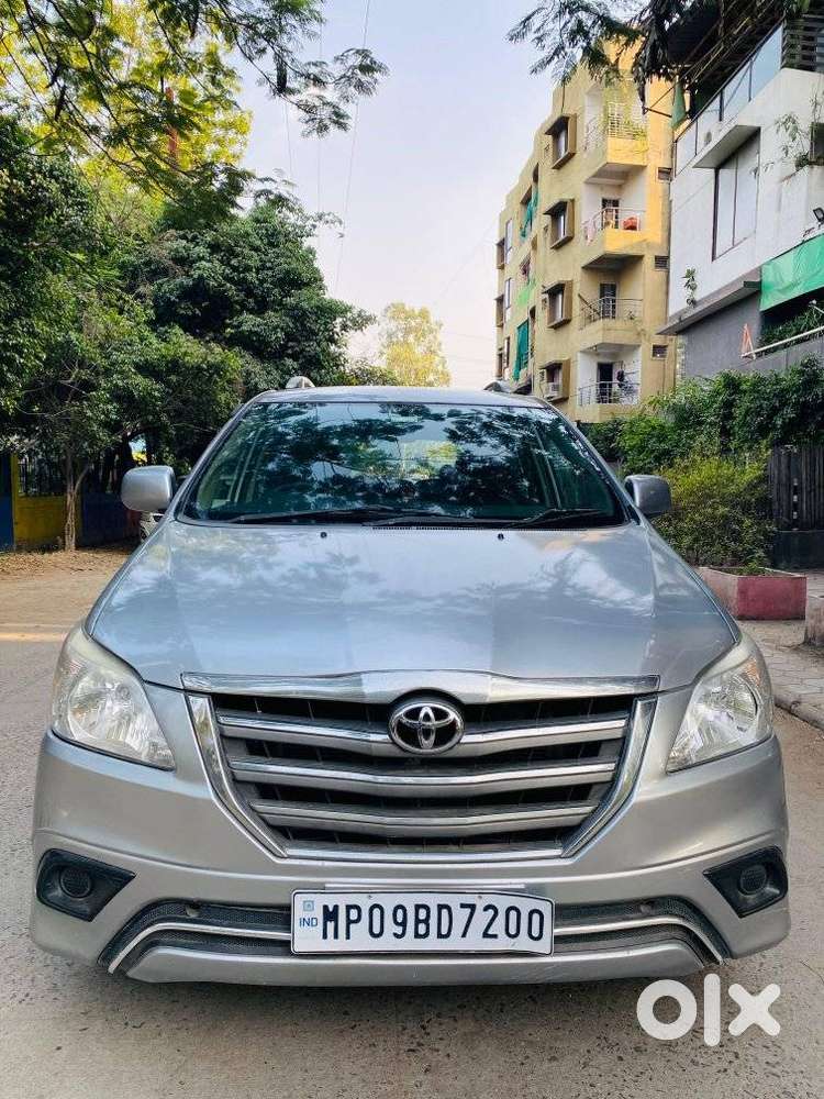 Toyota Innova 2.5 G (diesel) 8 Seater, 2015, Diesel
