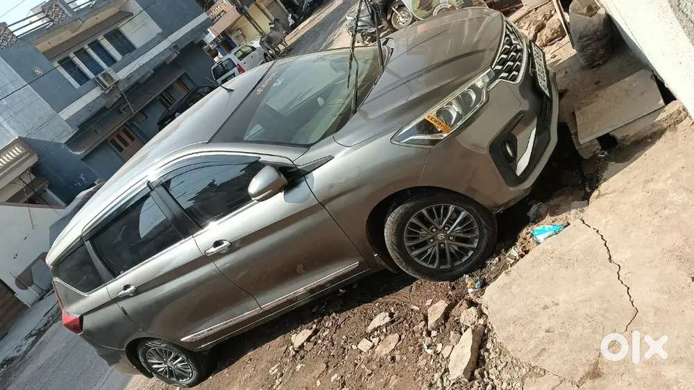 Ertiga Zxi