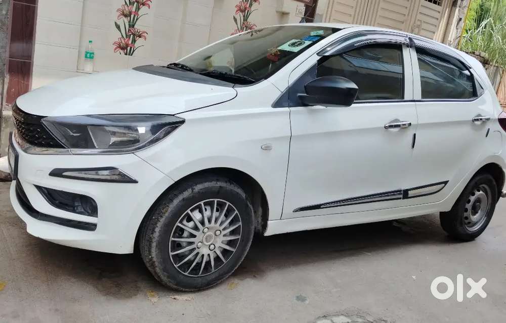 Tata Tiago Revotron 2022
