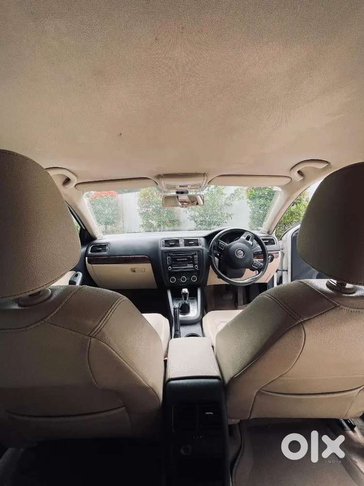 Volkswagen Jetta 2014 Petrol 100000 Km Driven