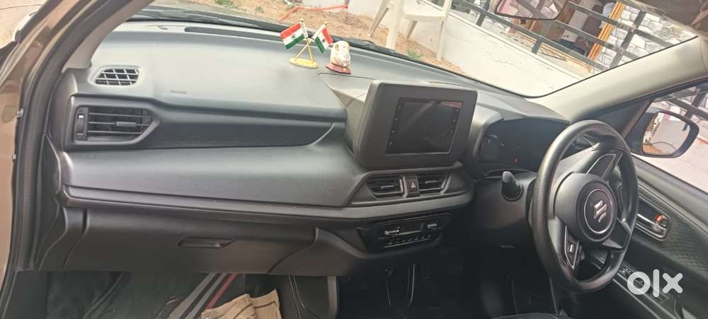 Maruti Suzuki Swift 1.2 Vxi (o), 2025, Petrol
