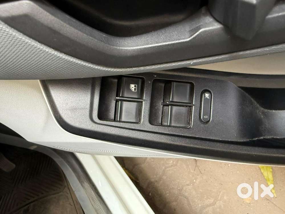 Tata Tiago 2025 Cng & Hybrids 3800 Km Driven