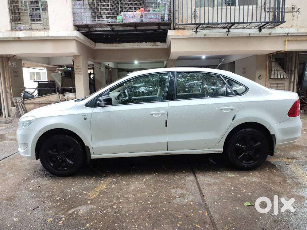 Skoda Rapid Leisure, 2013, Petrol