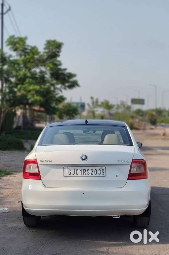 Skoda Rapid 1.6 Mpi At Elegance Black Package, 2016, Diesel