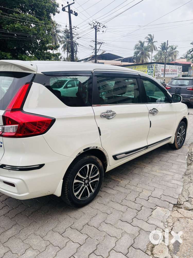 Maruti Suzuki Ertiga 1.5 Zxi Plus, 2022, Petrol