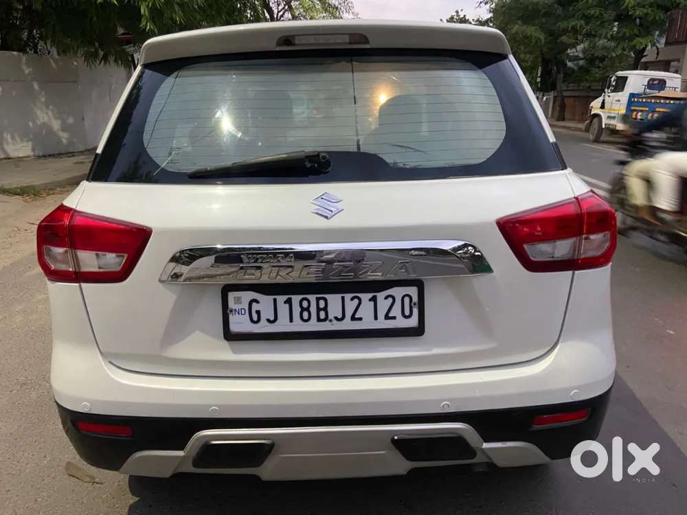 Maruti Suzuki Vitara Brezza Zdi Plus Amt Dual Tone, 2018, Diesel