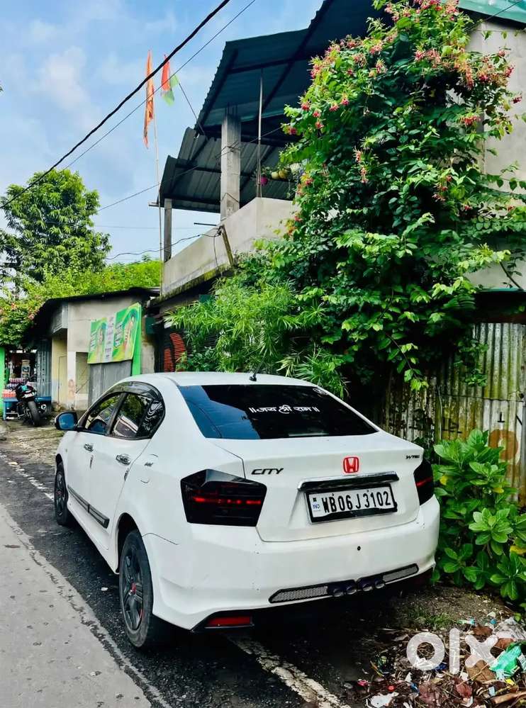 Honda City Petrol Manual 2012 Variant