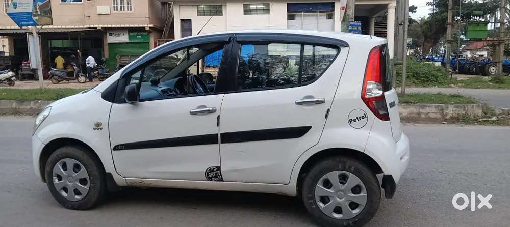 Maruti Suzuki Ritz Vxi 2010