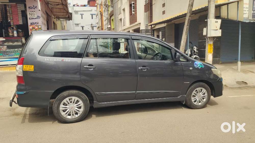 Toyota Innova 2016