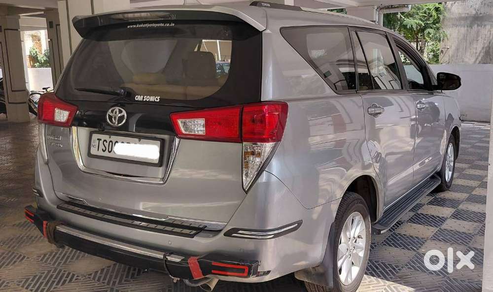 Toyota Innova Crysta 2.4 Gx Limited Edition 8 Str, 2023, Diesel