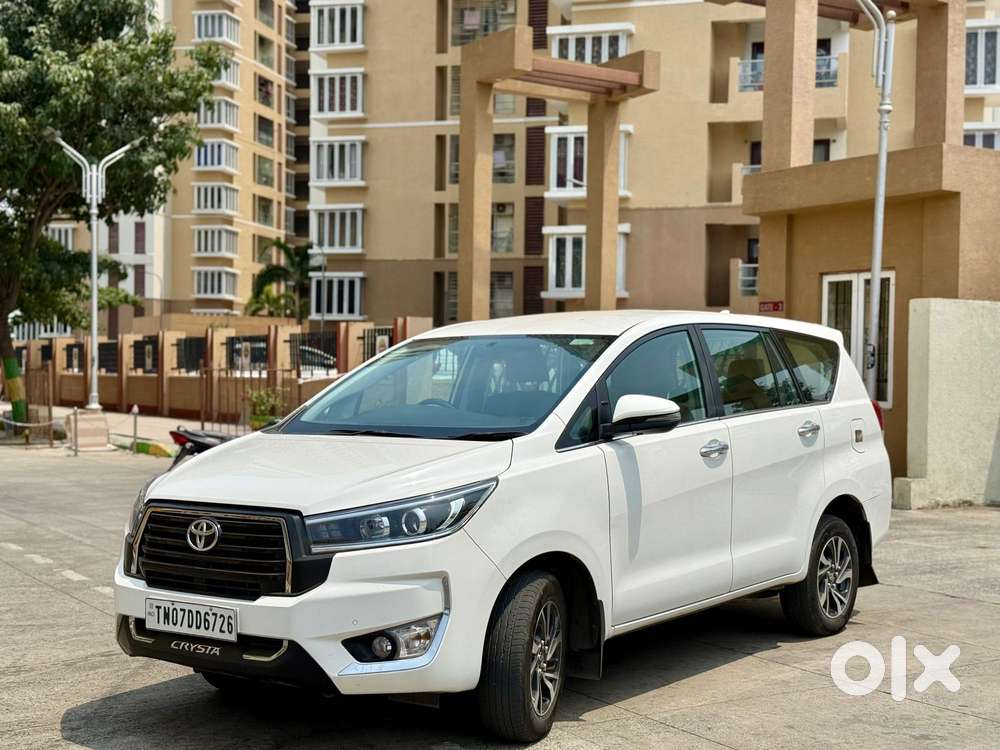 Toyota Innova Crysta 2.4 V 7 Str, 2023, Diesel