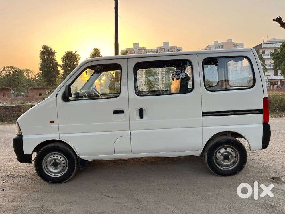 Maruti Suzuki Eeco 7 Seater Standard, 2023, Cng & Hybrids