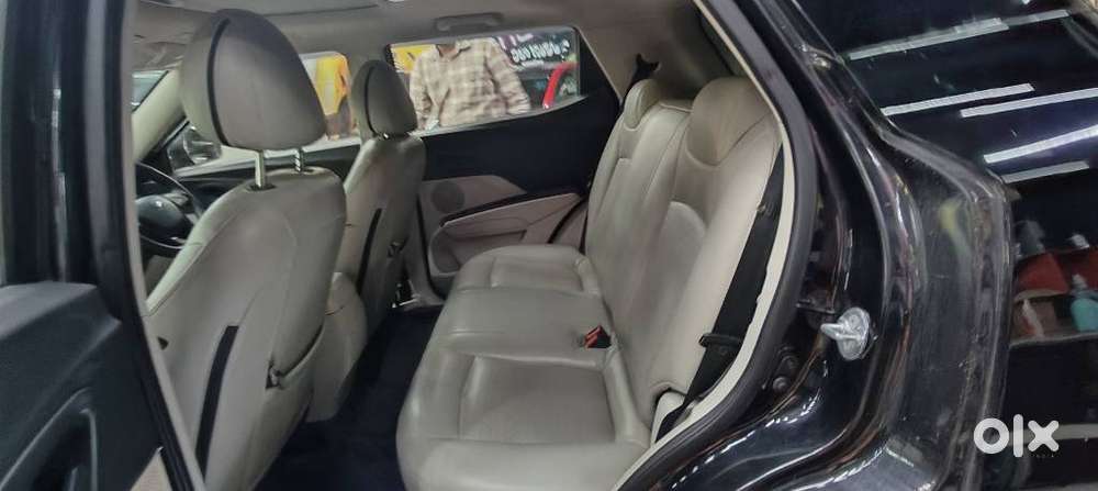 Mahindra Xuv300 W6 Diesel, 2023, Diesel