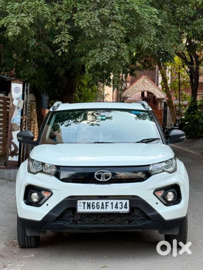 Tata Nexon 1.2 Revotron Xm (s), 2020, Petrol