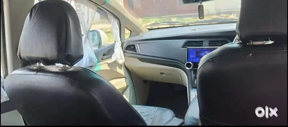 Mahindra Marazzo 2018 Plus