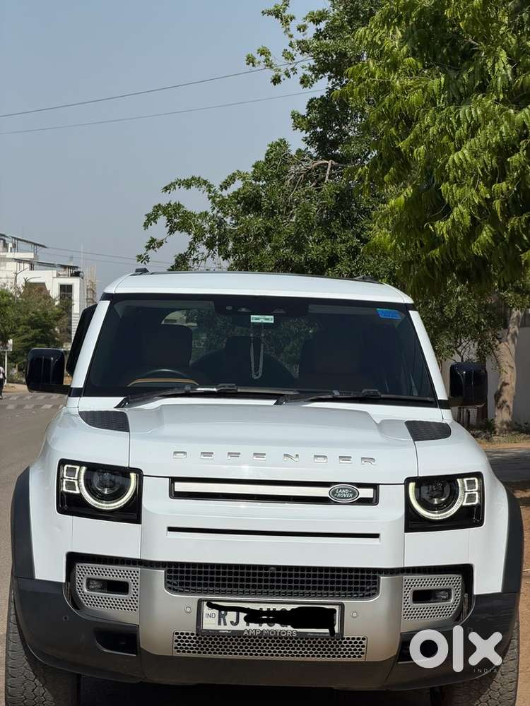 Land Rover Defender 2024 Km Driven
