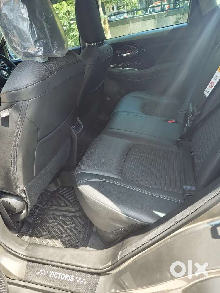 Maruti Suzuki Victoris 2025 Strong Hybrid A1 Condition