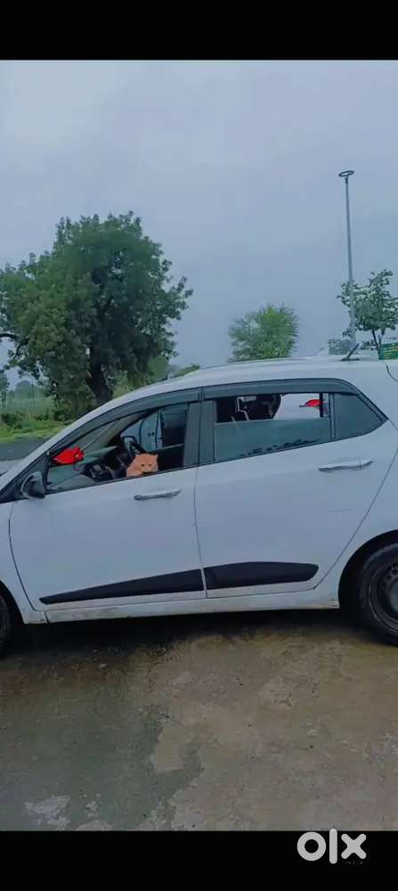 Hyundai I10 Sportz 2018 Car