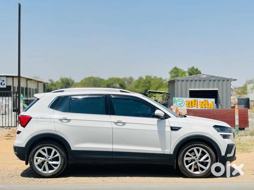 Skoda Kushaq 2025 Petrol 14300 Km Driven